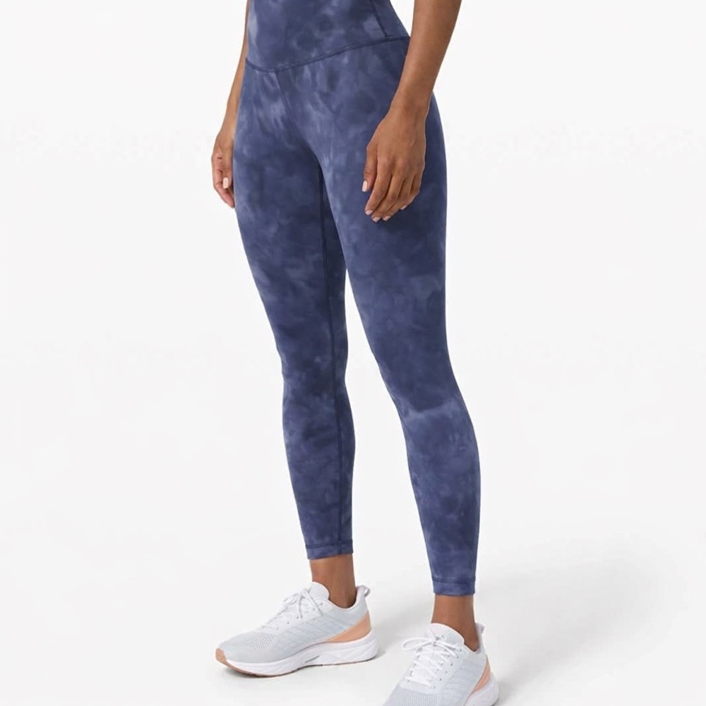 lululemon Wunder Train High-Rise. SZ4. Color blue. Like New.